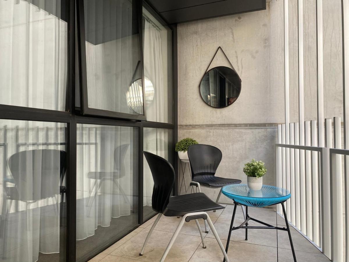 The Gallery Luxe 1 Bedroom Executive Apartment In The Heart Of Braddon Wine Secure Parking Wifi Canberra Exterior foto