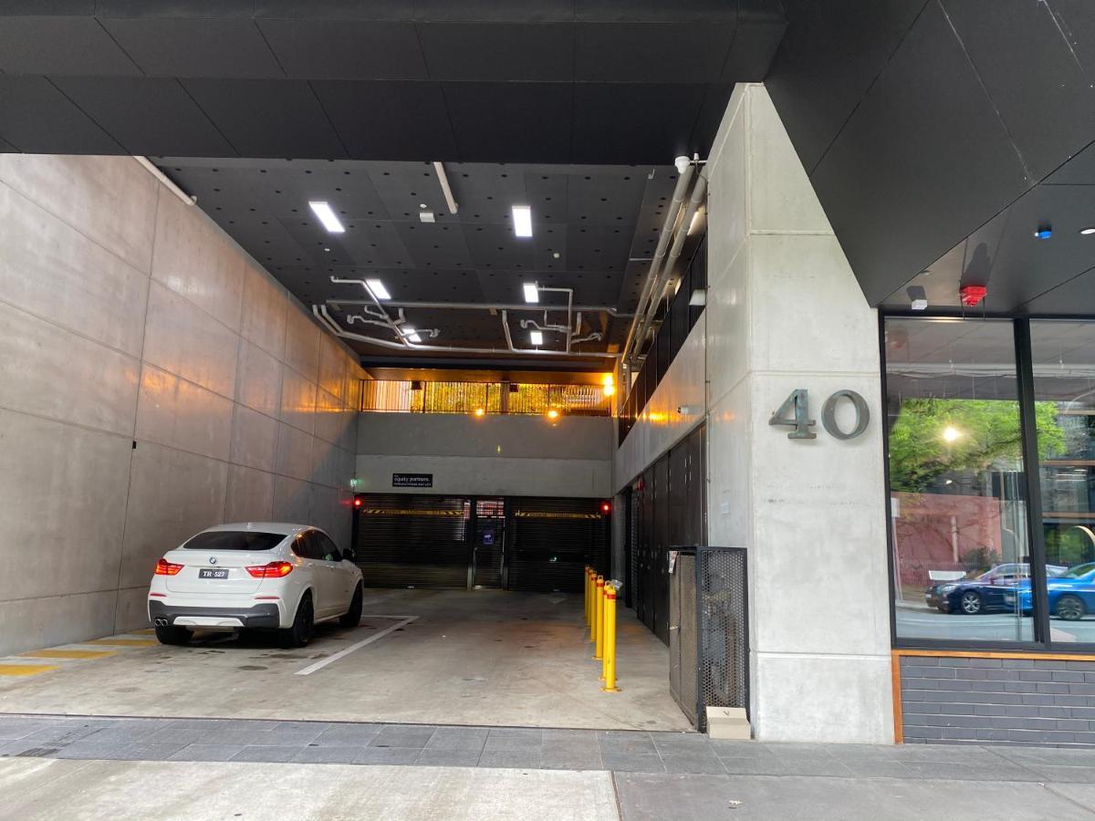 The Gallery Luxe 1 Bedroom Executive Apartment In The Heart Of Braddon Wine Secure Parking Wifi Canberra Exterior foto