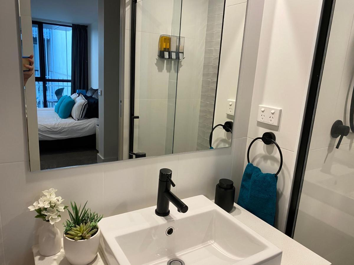 The Gallery Luxe 1 Bedroom Executive Apartment In The Heart Of Braddon Wine Secure Parking Wifi Canberra Exterior foto
