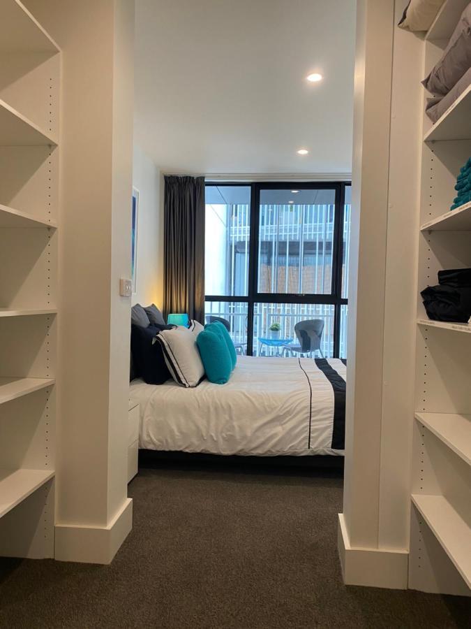 The Gallery Luxe 1 Bedroom Executive Apartment In The Heart Of Braddon Wine Secure Parking Wifi Canberra Exterior foto