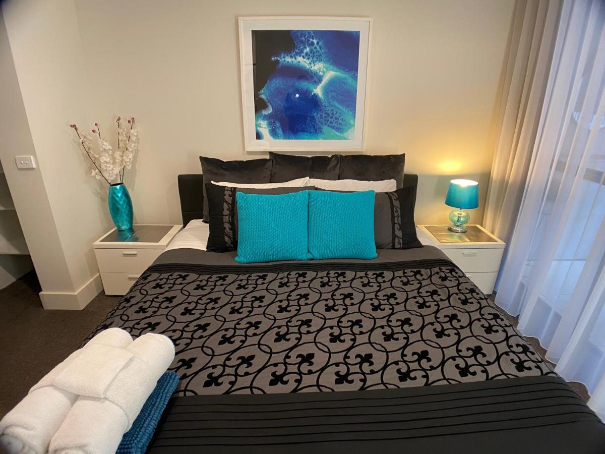 The Gallery Luxe 1 Bedroom Executive Apartment In The Heart Of Braddon Wine Secure Parking Wifi Canberra Exterior foto